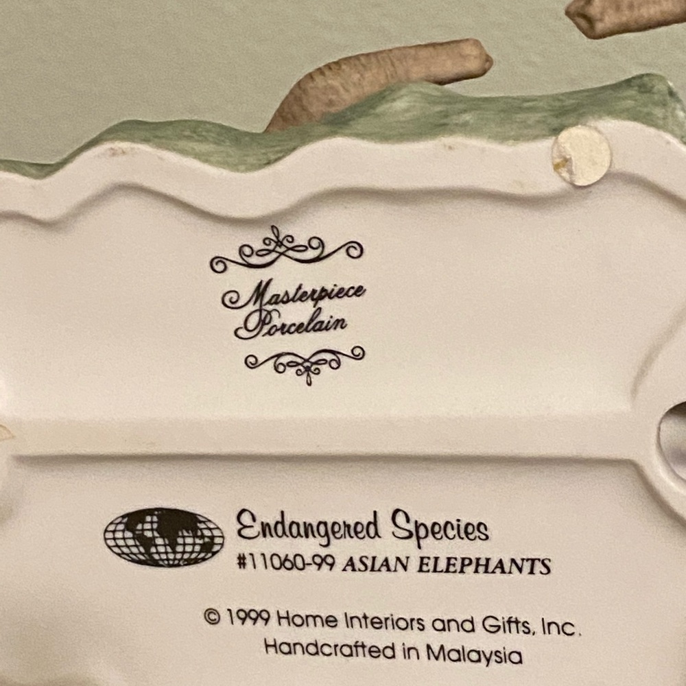 Endangered Spicies Asian Elephants Vtg - Picture 3 of 3